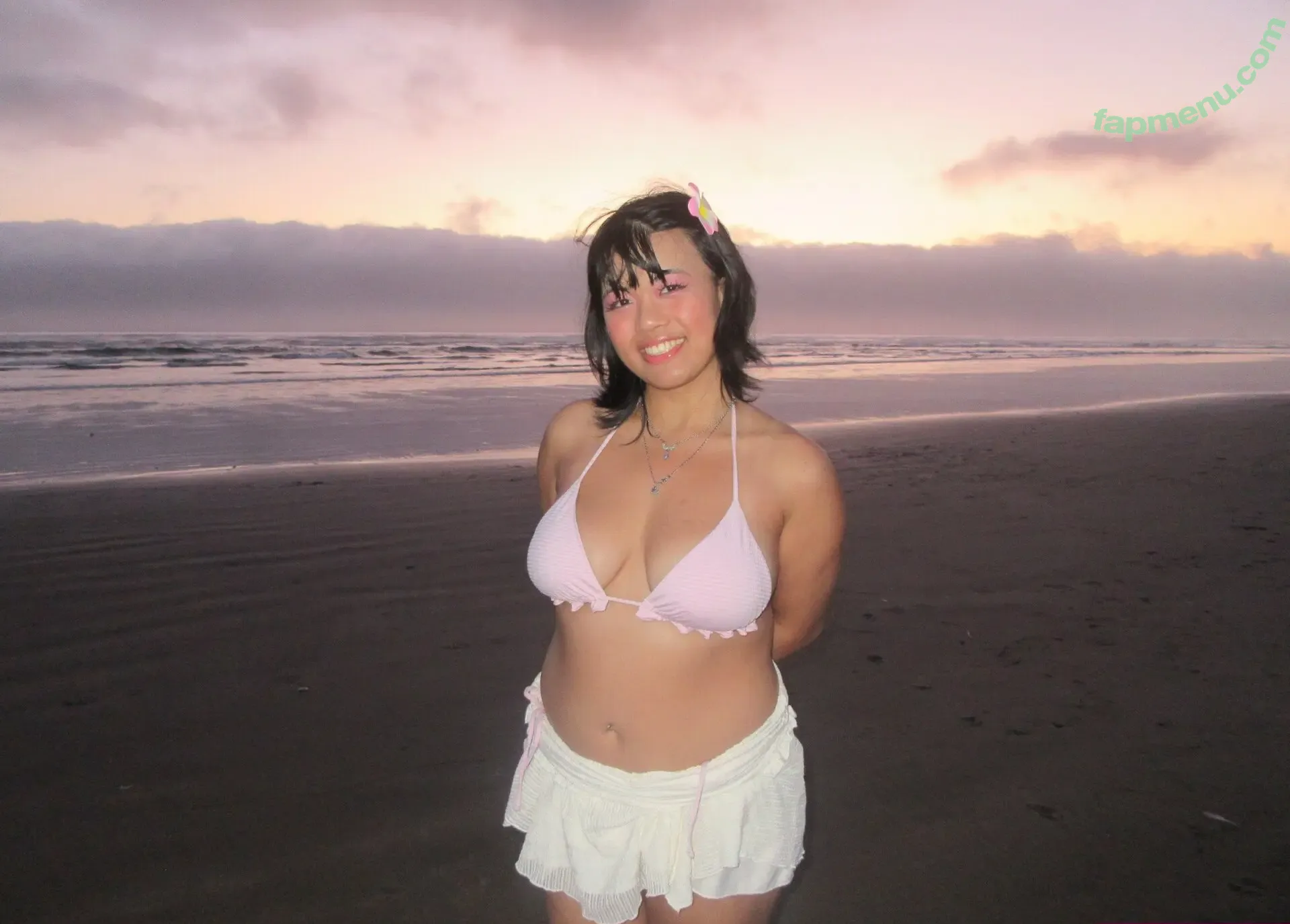 Porkbunnyxo nude photo #0024 (mociplumxo)