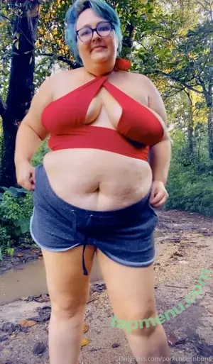 porkchopsnbuns / thatfoodiejess nude photo #0002