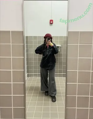 Portofbones nude photo #0064