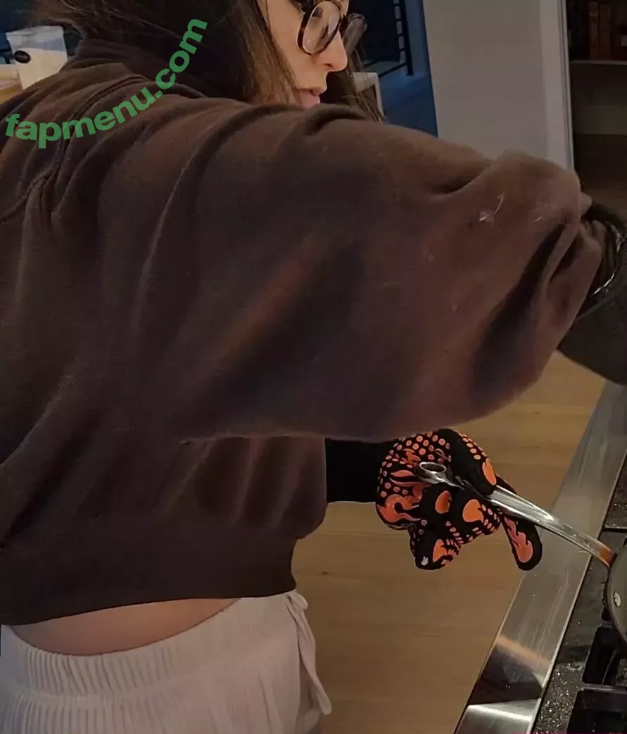 PotasticPanda nude photo #0433 (Jeannie / MXRPlays / mmoxreview / mxrlovesfans)