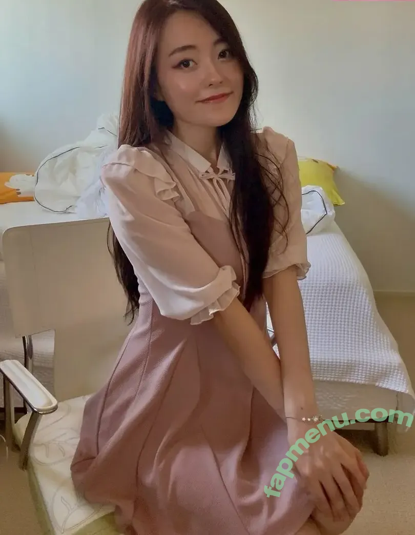 PotasticPanda nude photo #0047 (mmoxreview / mxrlovesfans)