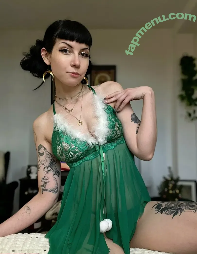 potatoslav nude photo #0046 (Rachel Lawrick / rachel_potato85)
