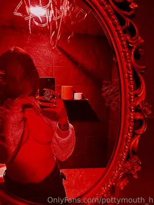 pottymouth_h / iampottymouth nude photo #0006