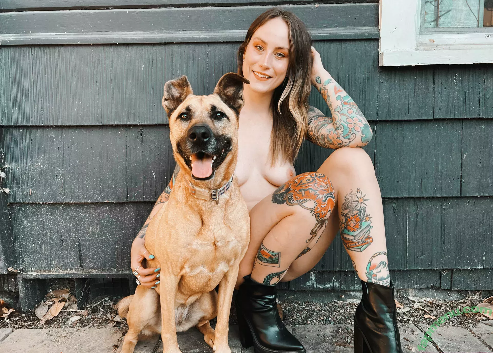 pottymouth_h nude photo #0081 (iampottymouth)