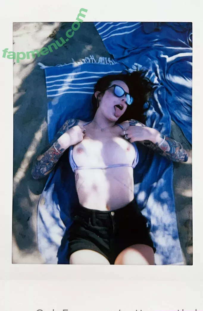 pottymouth_h nude photo #0084 (iampottymouth)