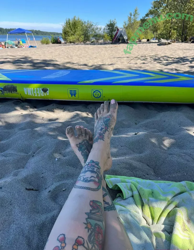 pottymouth_h nude photo #0123 (iampottymouth)