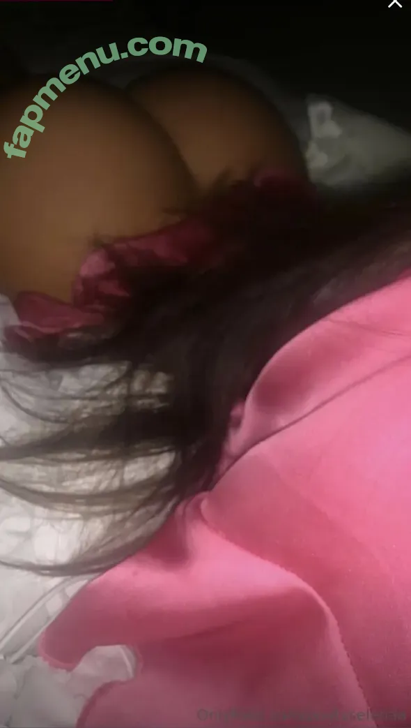 poutyselenaa nude photo #0048 (pouty__official)