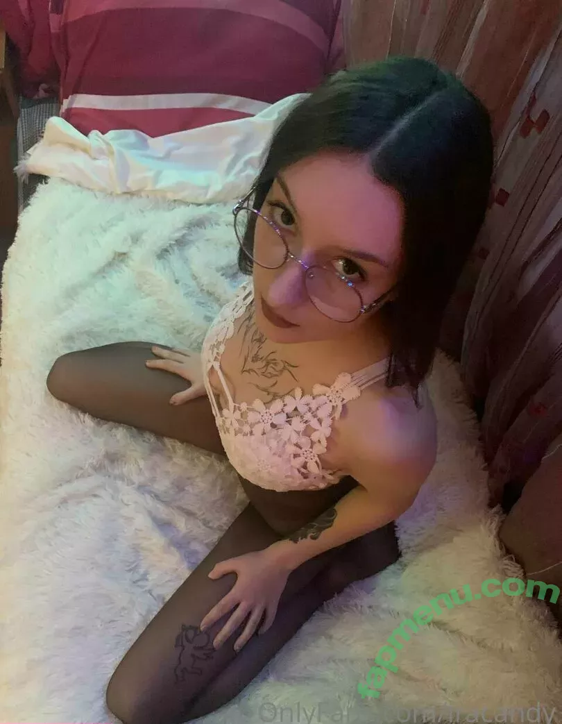 pppoisonnnivy nude photo #0014 (liz_05_dixson)