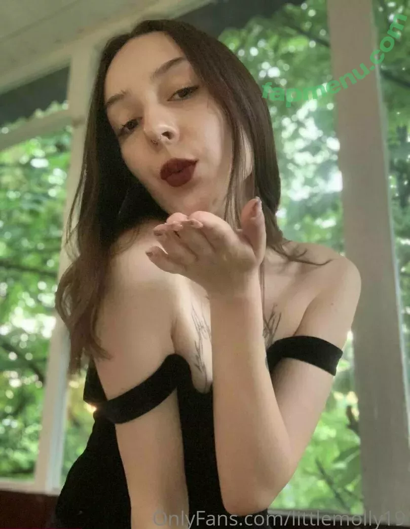 pppoisonnnivy nude photo #0082 (liz_05_dixson)