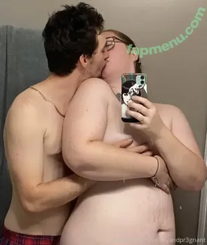 pr3ttyandpr3gnant / pr3ttybandit nude photo #0012
