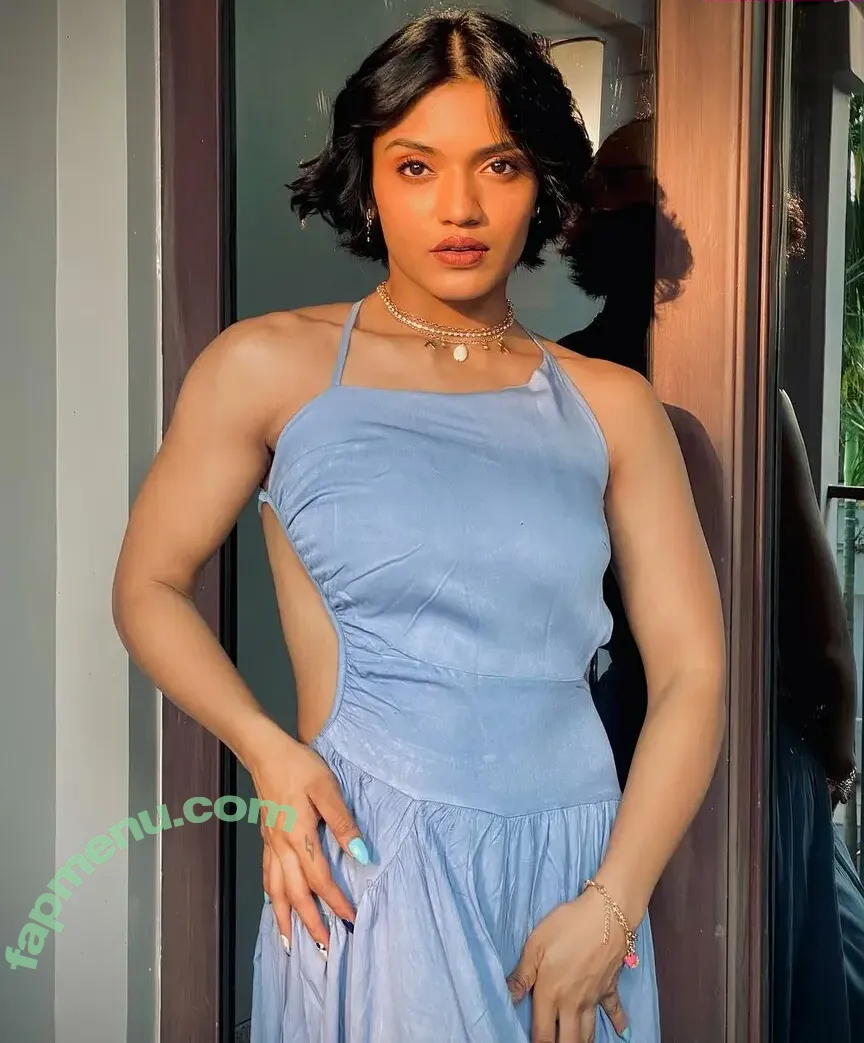 Prableen Kaur nude photo #0004 (fitspirit19)