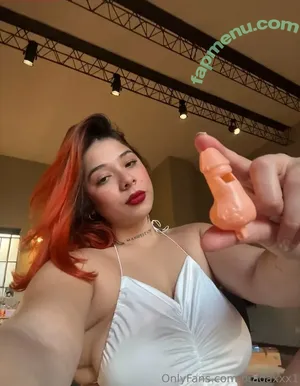 pradaxxx1 / prada nude photo #0048