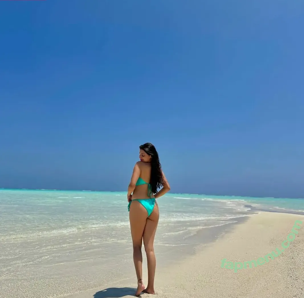 Prakriti Pavani nude photo #0013 (prakritipavani)