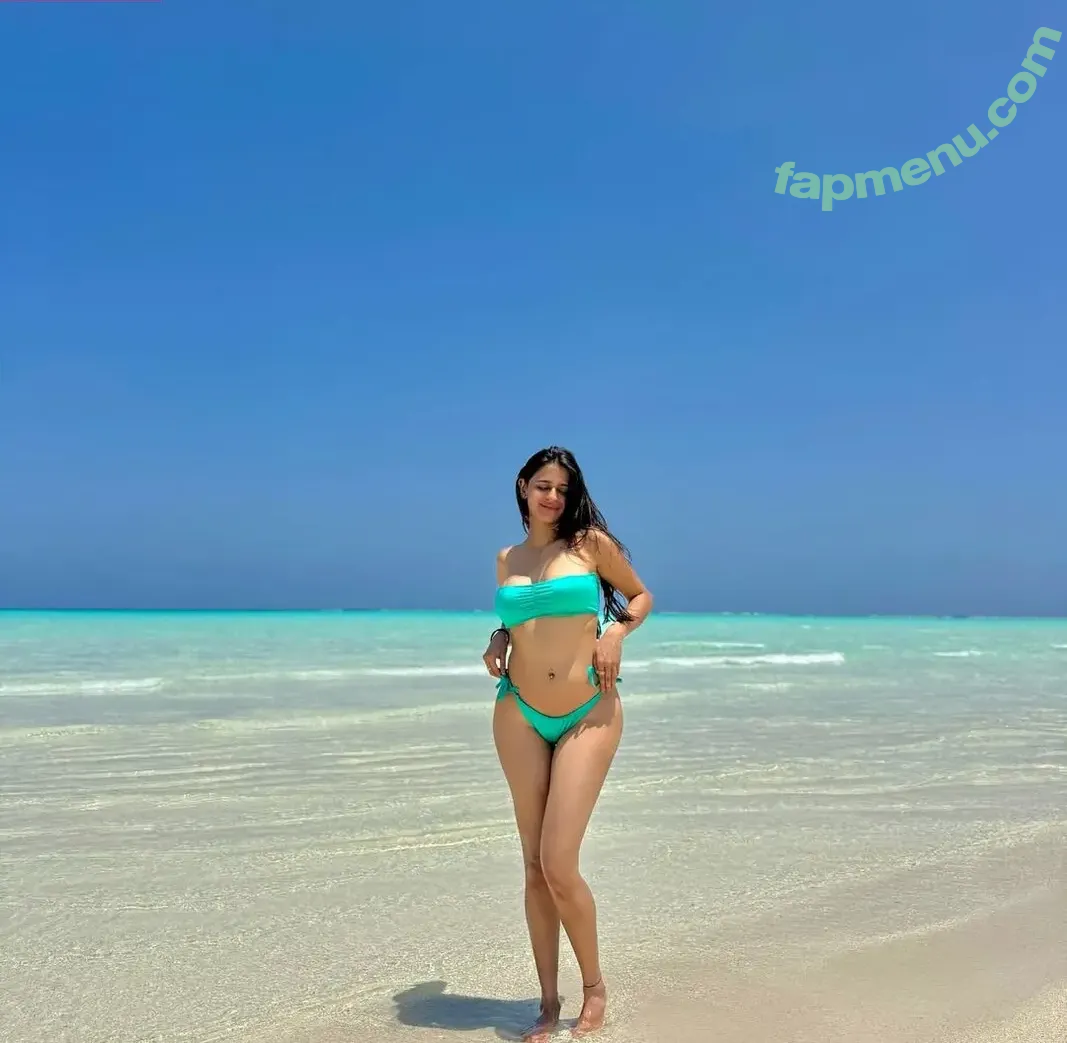 Prakriti Pavani nude photo #0016 (prakritipavani)