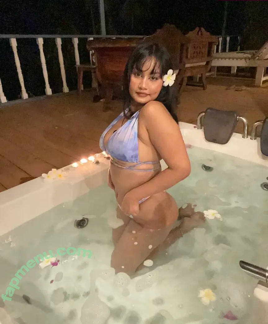 Prakriti Saha nude photo #0017 (prakritisahaa)