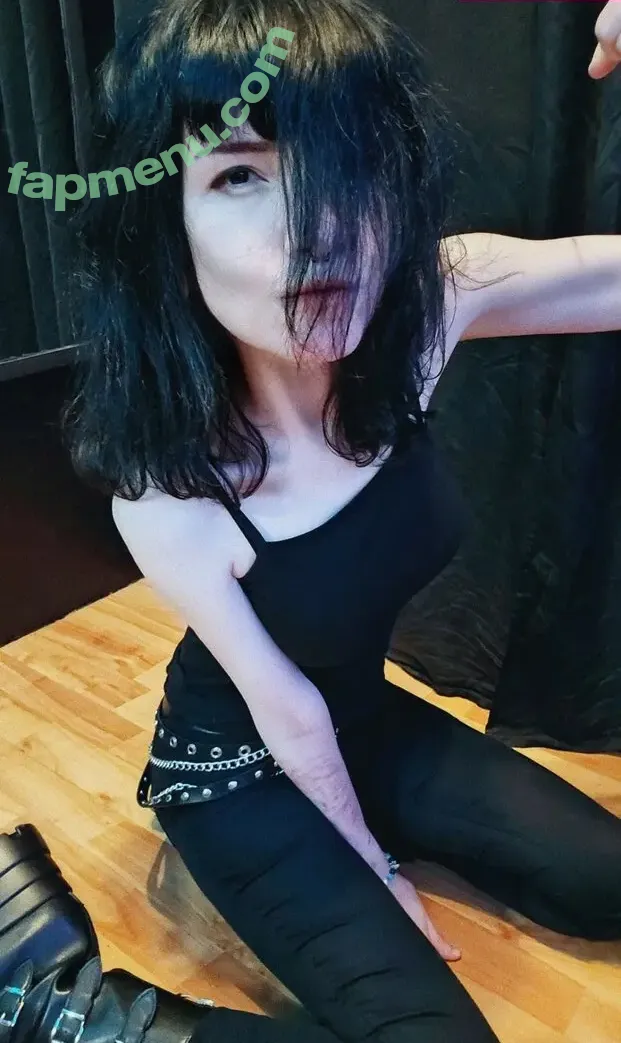 preachersmanicdaughter nude photo #0014 (preachersmanicdaughter)