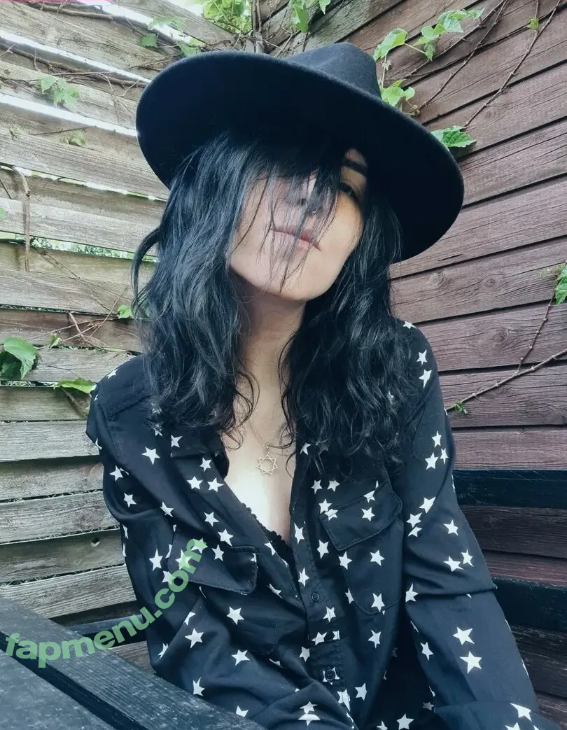 preachersmanicdaughter nude photo #0029 (preachersmanicdaughter)