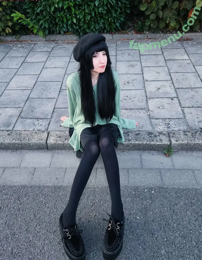 preachersmanicdaughter nude photo #0031 (preachersmanicdaughter)