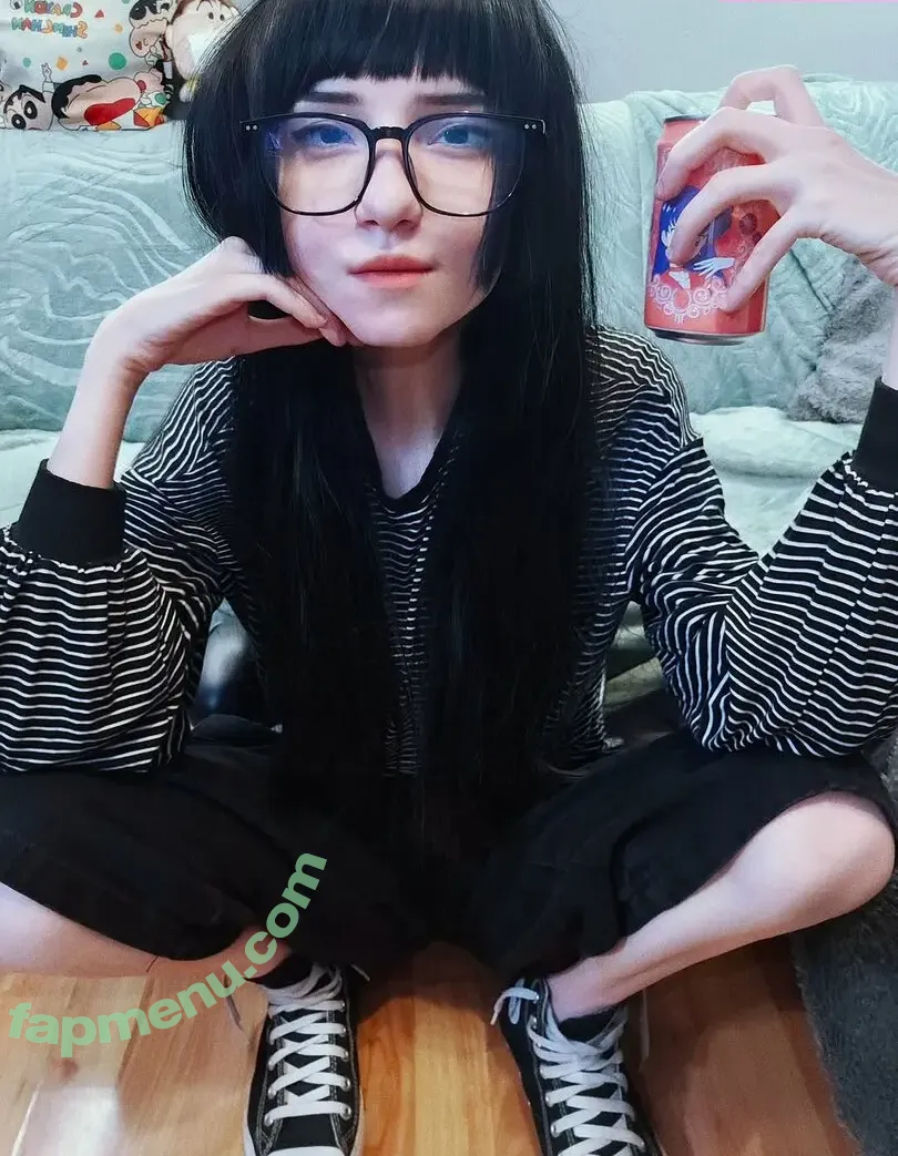 preachersmanicdaughter nude photo #0032 (preachersmanicdaughter)