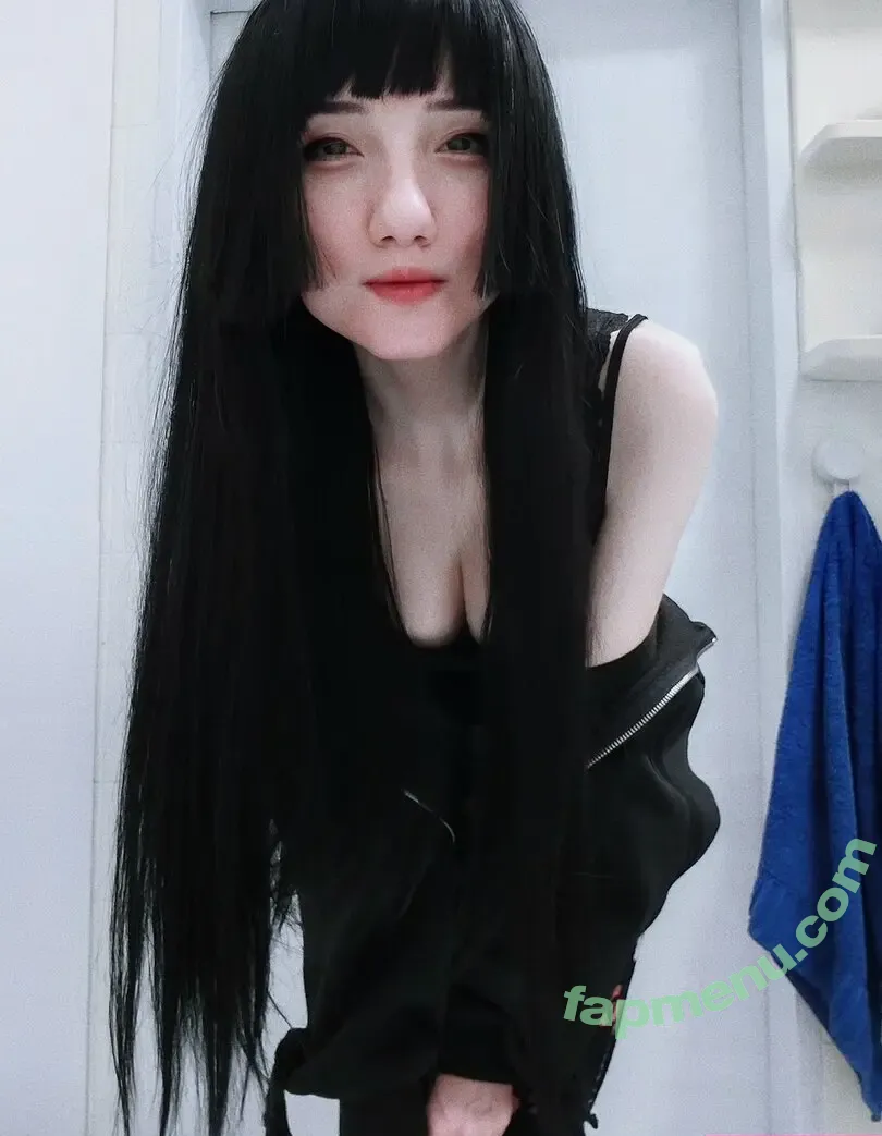 preachersmanicdaughter nude photo #0033 (preachersmanicdaughter)