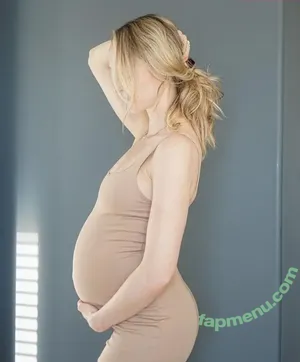 Pregnant Celebs / pregnant.celebrities nude photo #0187