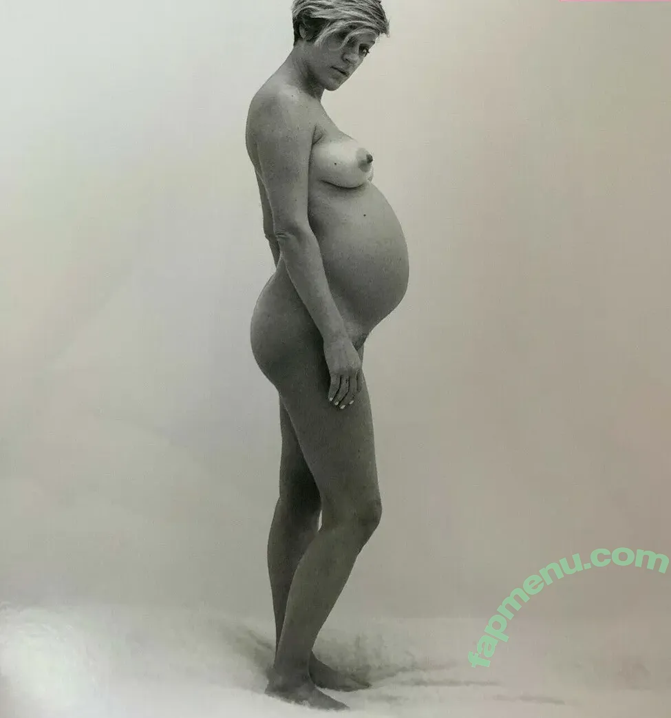 Pregnant Women nude photo #0022 (cute_pregnancy / preggomilky)