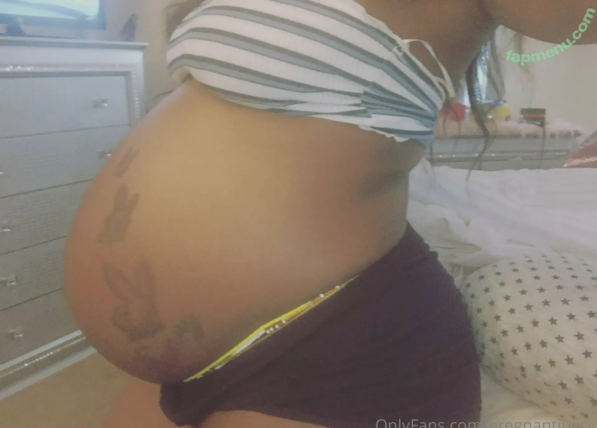 pregnantjuiicy nude photo #0010 (pregnantjuiicy)