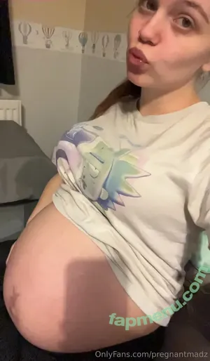 pregnantmadz / maddieelambertt nude photo #0031