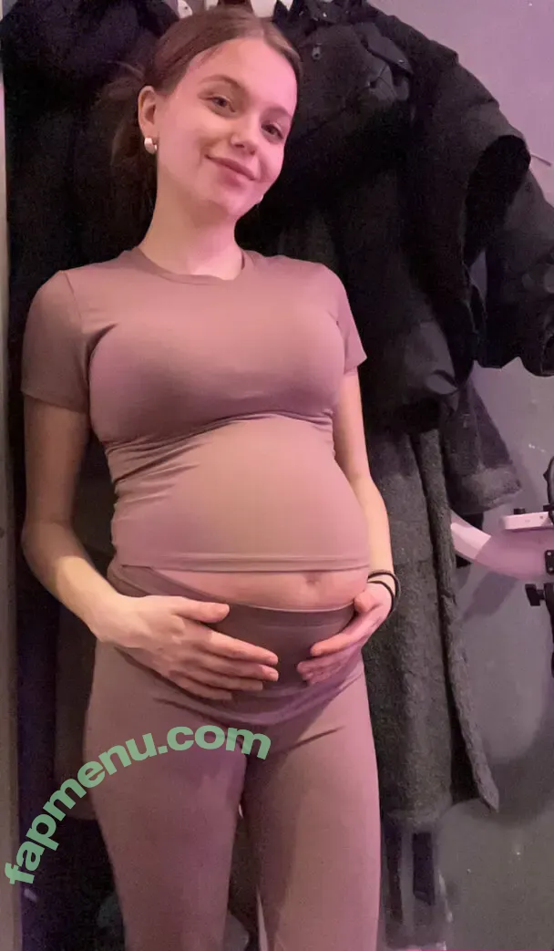 pregnantmadz nude photo #0015 (maddieelambertt)