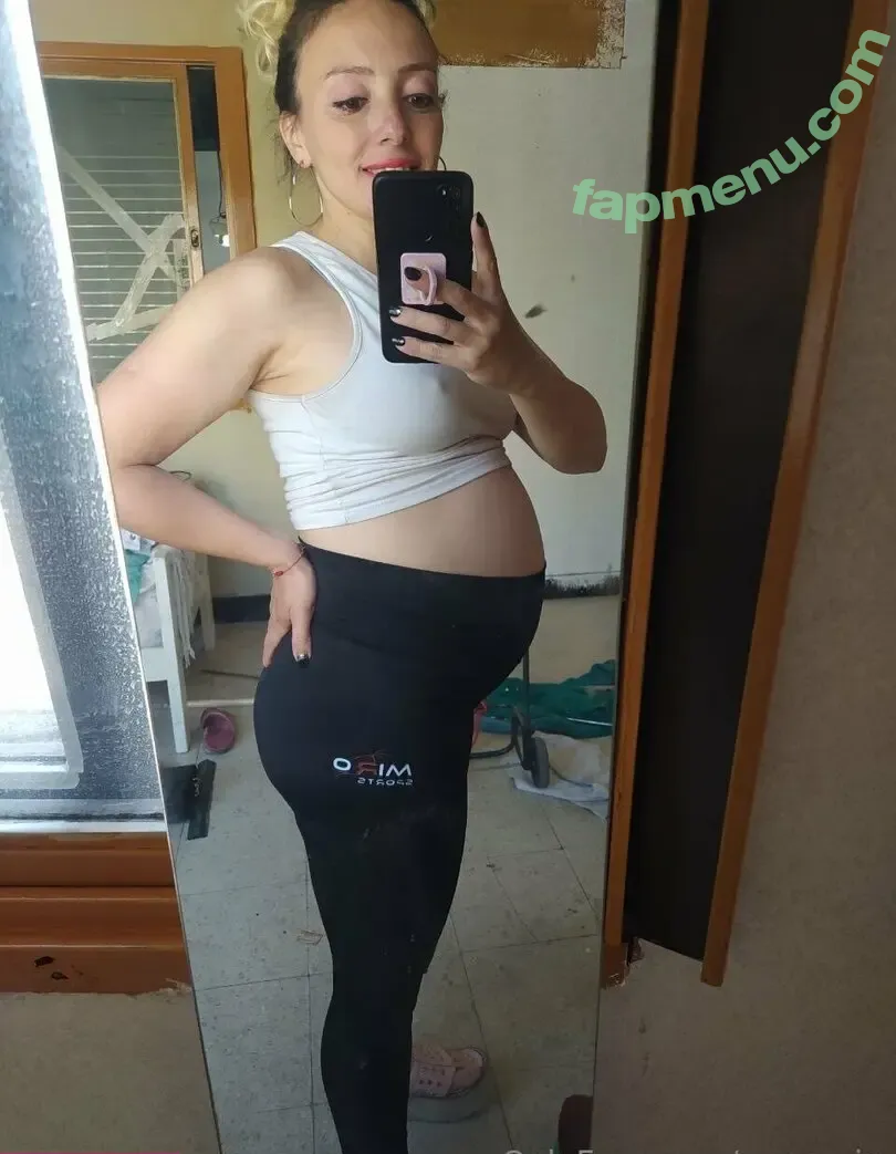 pregnantmommyxo nude photo #0006 (pregnantmommyxo)