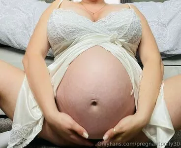 pregnantpolly30 / ppll3 nude photo #0299