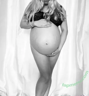pregnantpolly30 / ppll3 nude photo #0488