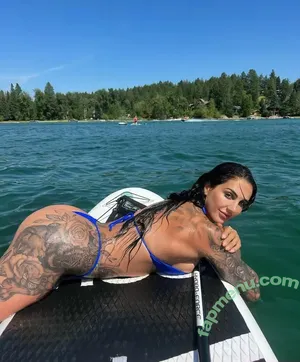  nude photo #0002