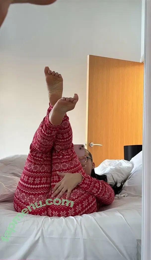 prettiest_toesx nude photo #0041 (prettiest.toes_ / yassykins)