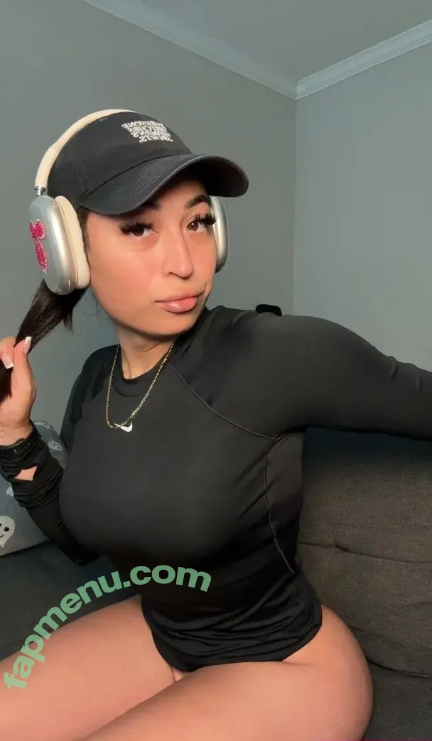 prettiestcedes nude photo #0031 (prettiestmercedes)