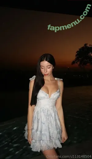  nude photo #0004