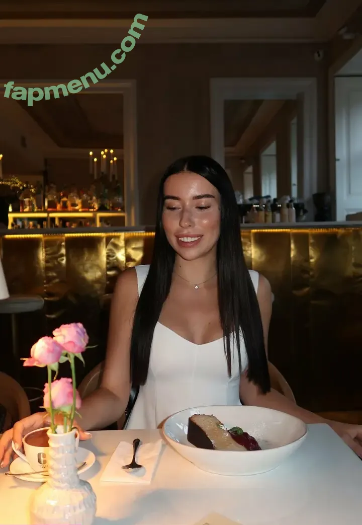 pretty_bellalove nude photo #0005 (pretty_bellalove)