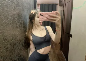 pretty_leilaaa / prettyleila1285 nude photo #0035