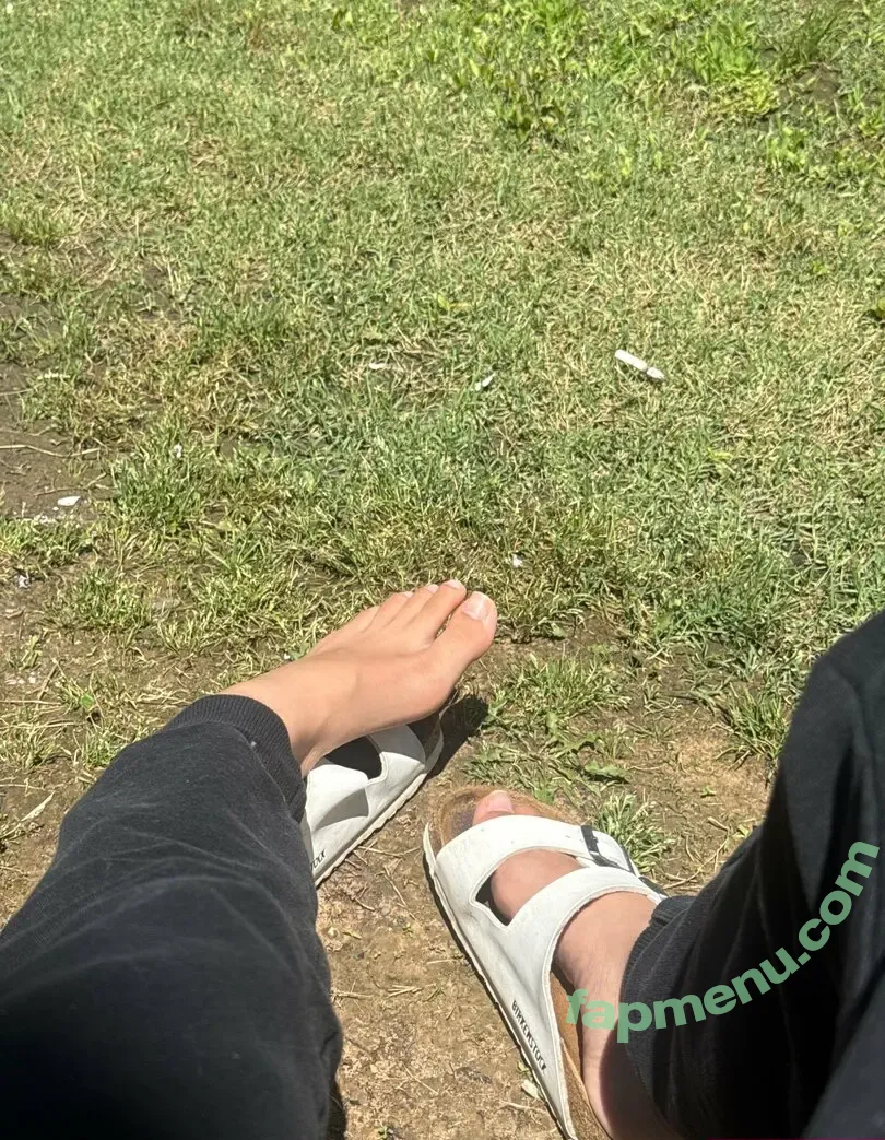 prettyasianf33t nude photo #0009 (prettyasianf33t)