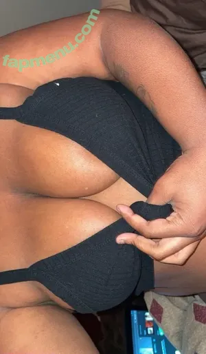 prettyblackteen / __karina_xx nude photo #0004