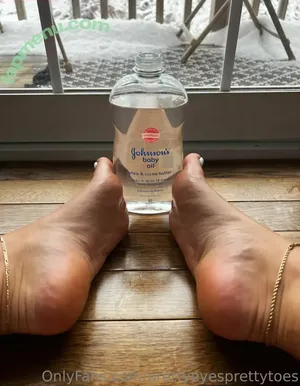 prettyeyesprettytoes / prettyeyesprettyfeet nude photo #0057