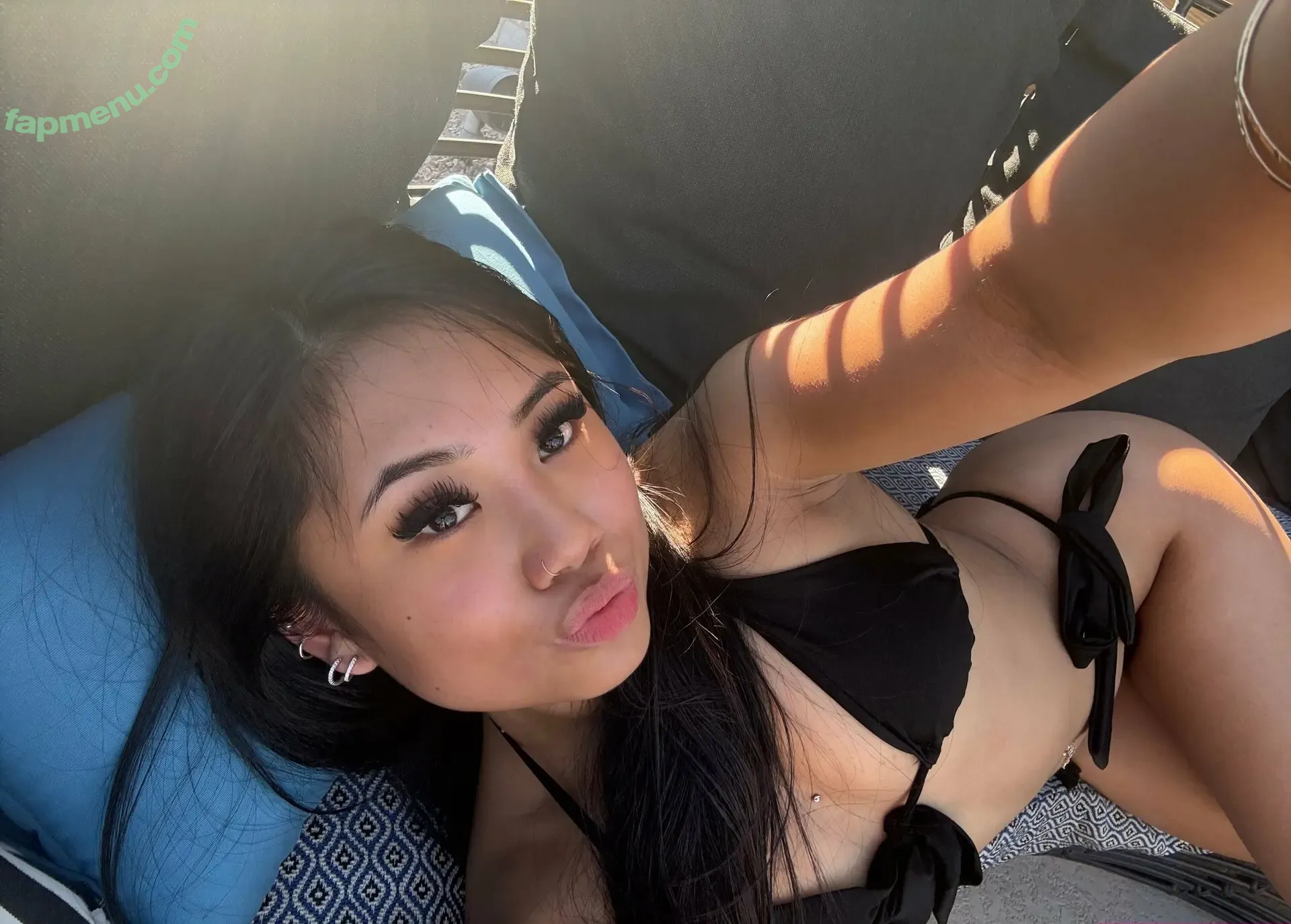 prettyfacemulan nude photo #0033 (prettymulan10_10)