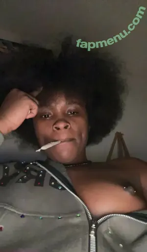 prettyginalex / Alex Red / AlexDaMonn / ivelyn0702 nude photo #0023