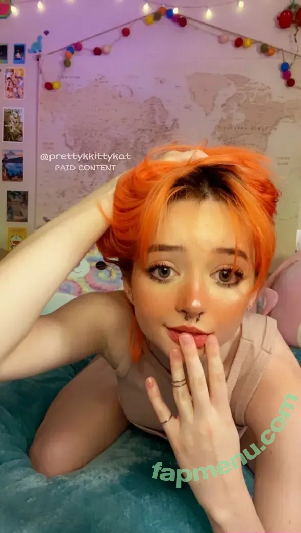 prettykkittykatt nude photo #0054 (prettykkittykat)