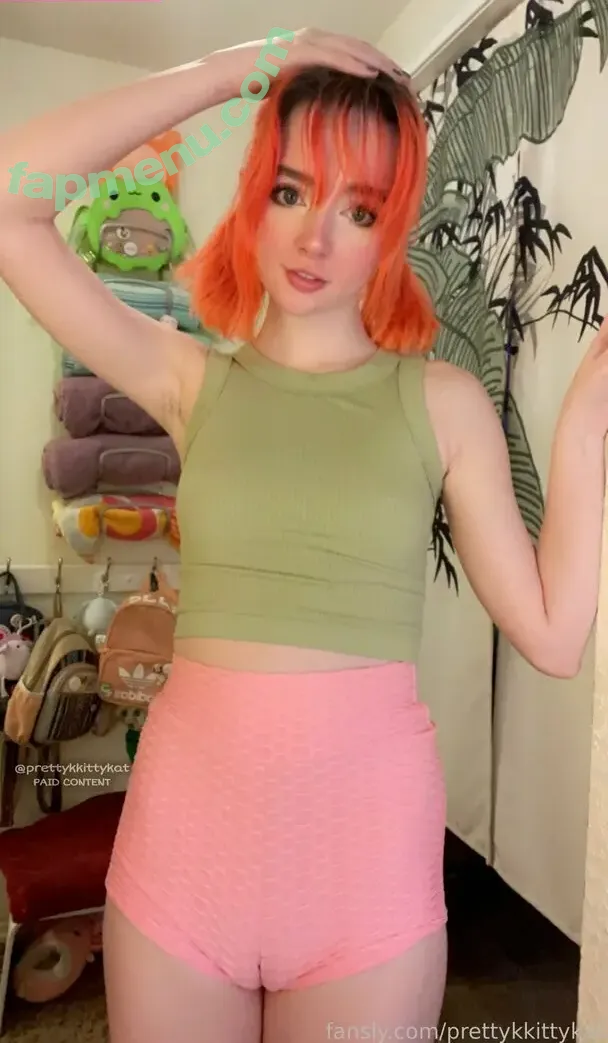 prettykkittykatt nude photo #0064 (prettykkittykat)