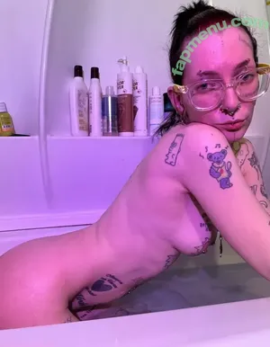 prettylittlefreak13 / pre.ttylil13 nude photo #0070