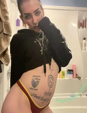 prettylittlefreak13 / pre.ttylil13 nude photo #0104