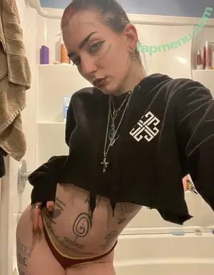 prettylittlefreak13 / pre.ttylil13 nude photo #0111