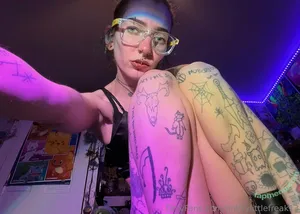 prettylittlefreak13 / pre.ttylil13 nude photo #0162
