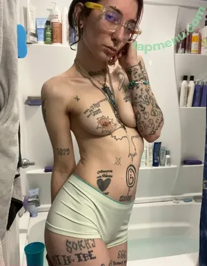 prettylittlefreak13 / pre.ttylil13 nude photo #0318